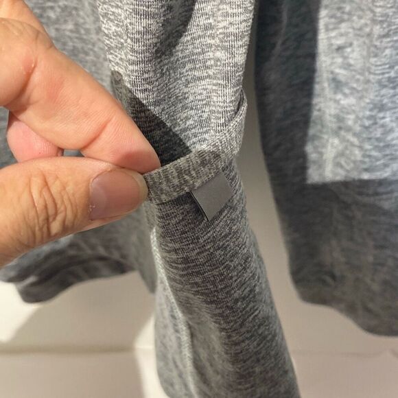 Nike Men's Gray Dri Fit Running Heathered Long Sleeve T Shirt Size Medium - Picture 9 of 9